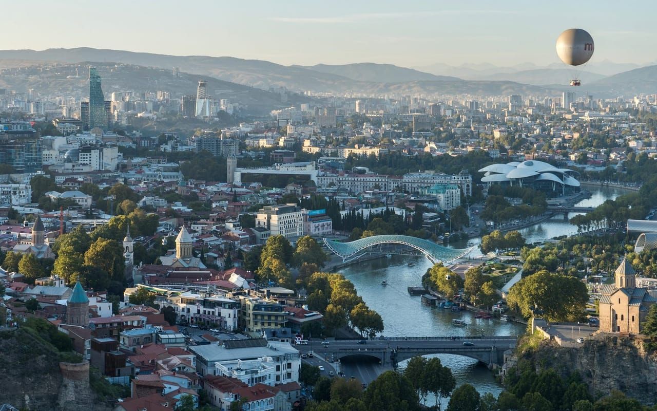 Caucasus Explorer: Baku, Batumi & Tbilisi