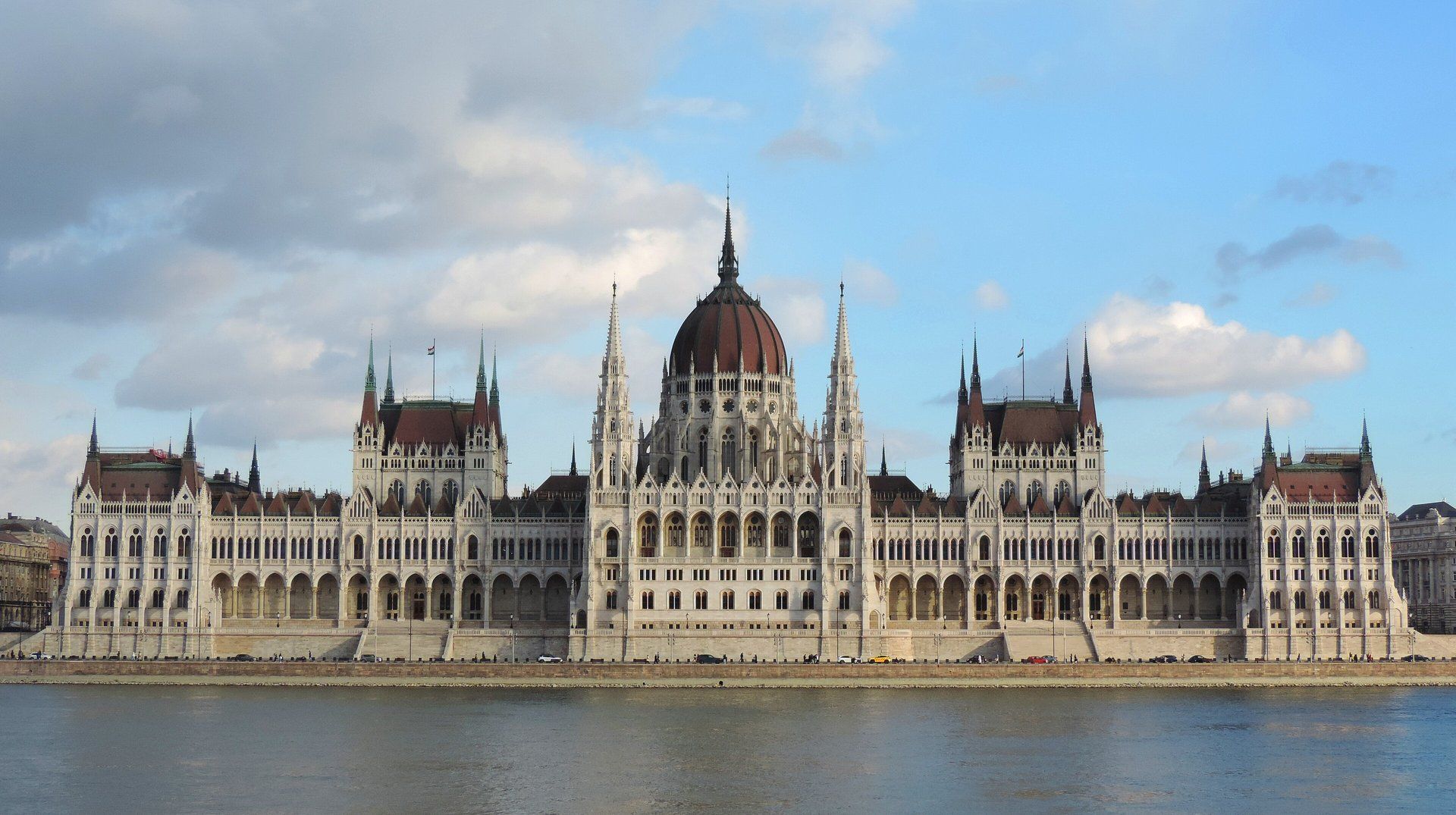 Cabin-Bag Europe: Vienna to Athens Grand Tour