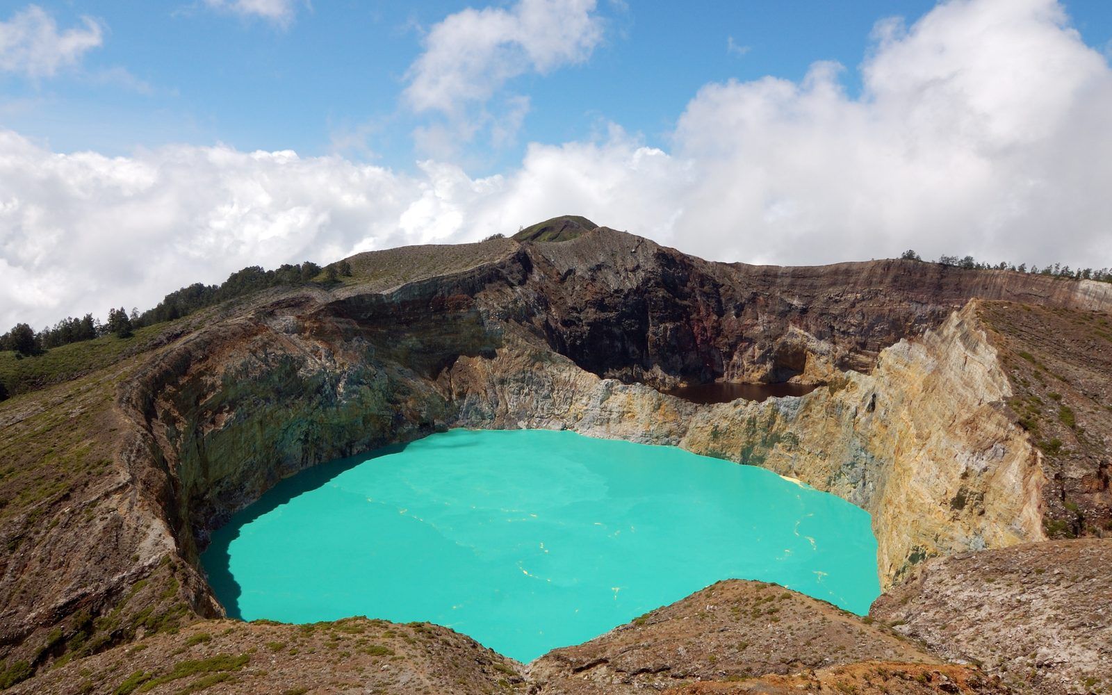 The coloured crater lakes of Kelimutu, Flores