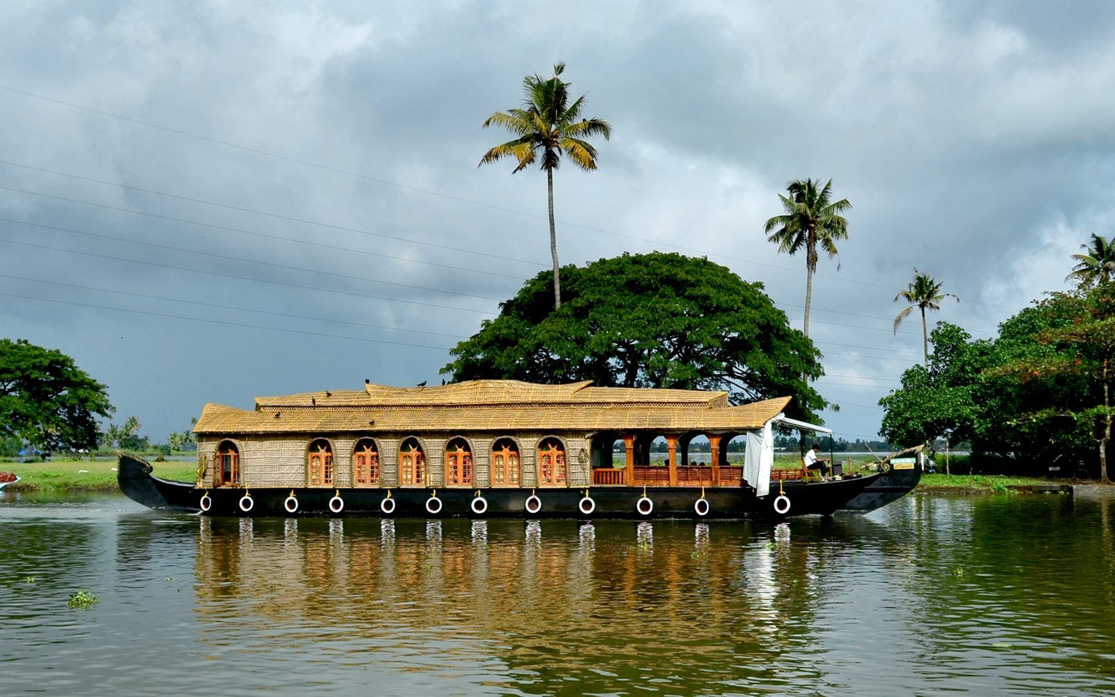 Kerala in 2026: Backwaters, Wellness and the Slow-Travel Movement