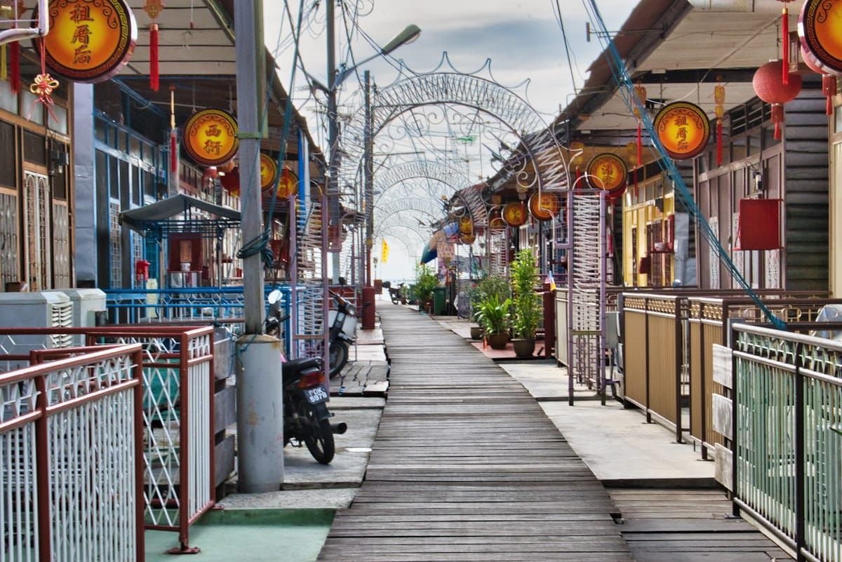Overland Malaysia: George Town, Kuala Lumpur, Genting & Malacca
