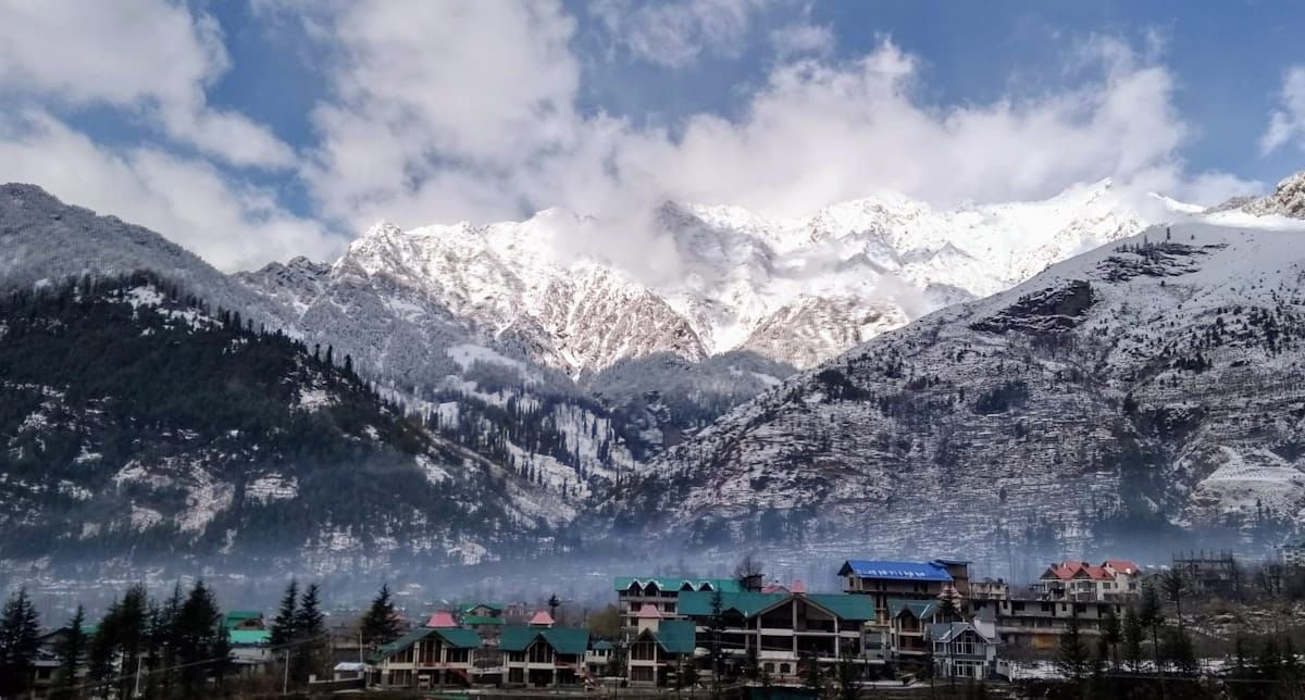 Himachal Snow Circuit: Delhi, Manali, Shimla & Chandigarh
