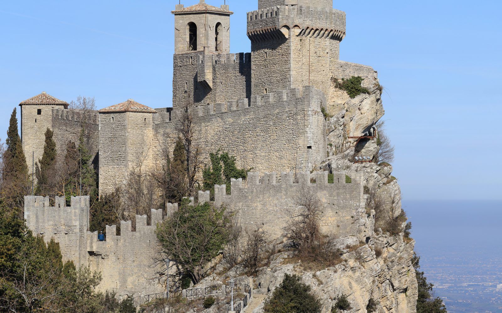 San Marino in a Day: The World's Oldest Republic, Perched Above the Adriatic