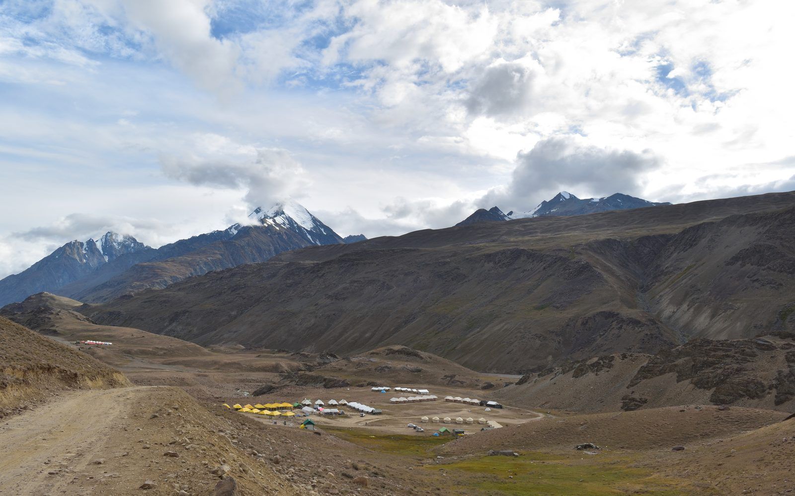 The high-altitude Chandratal lake