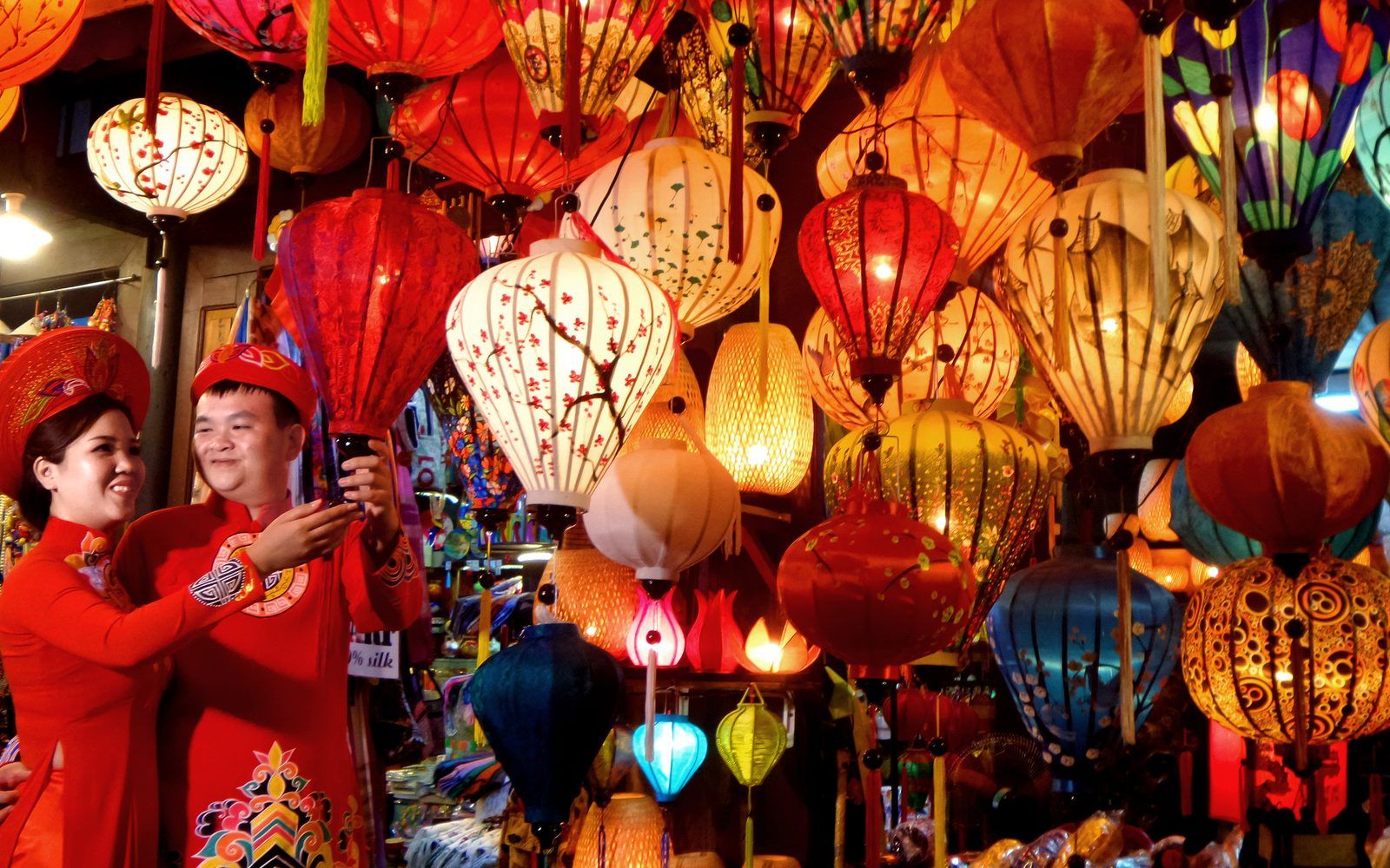 Lantern-lit lanes of Hoi An old town