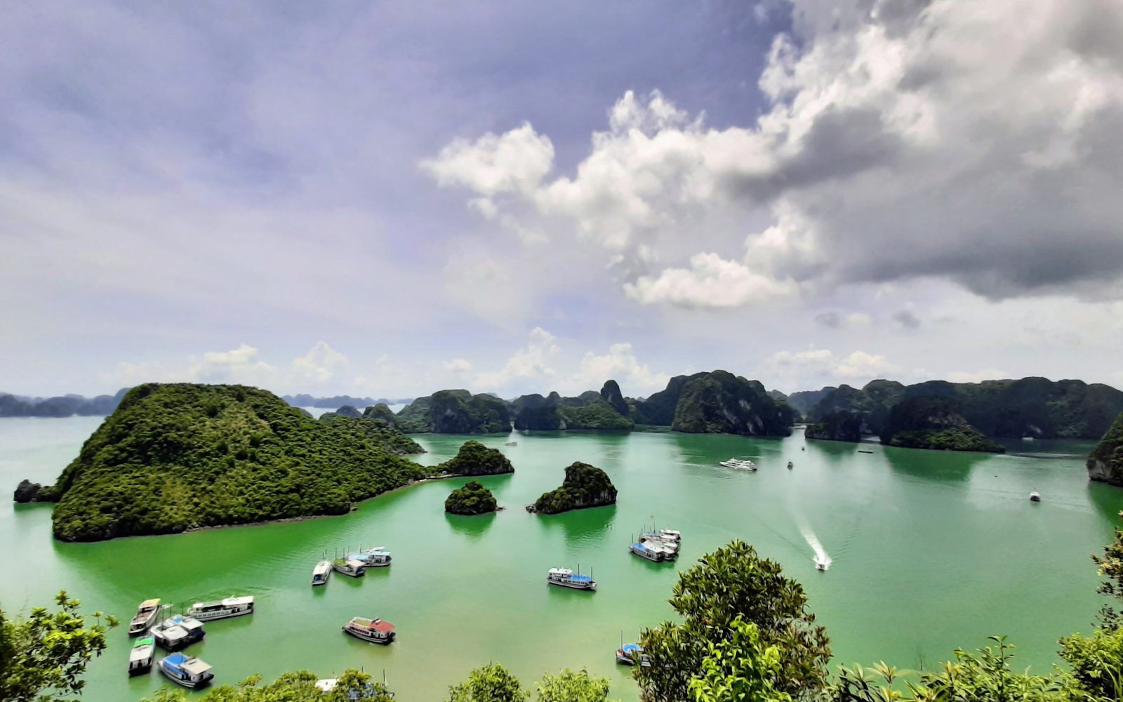 Vietnam in 2026: From the Ha Giang Loop to Slow Mekong Mornings